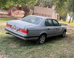 بي ام دبليو الفئة 7